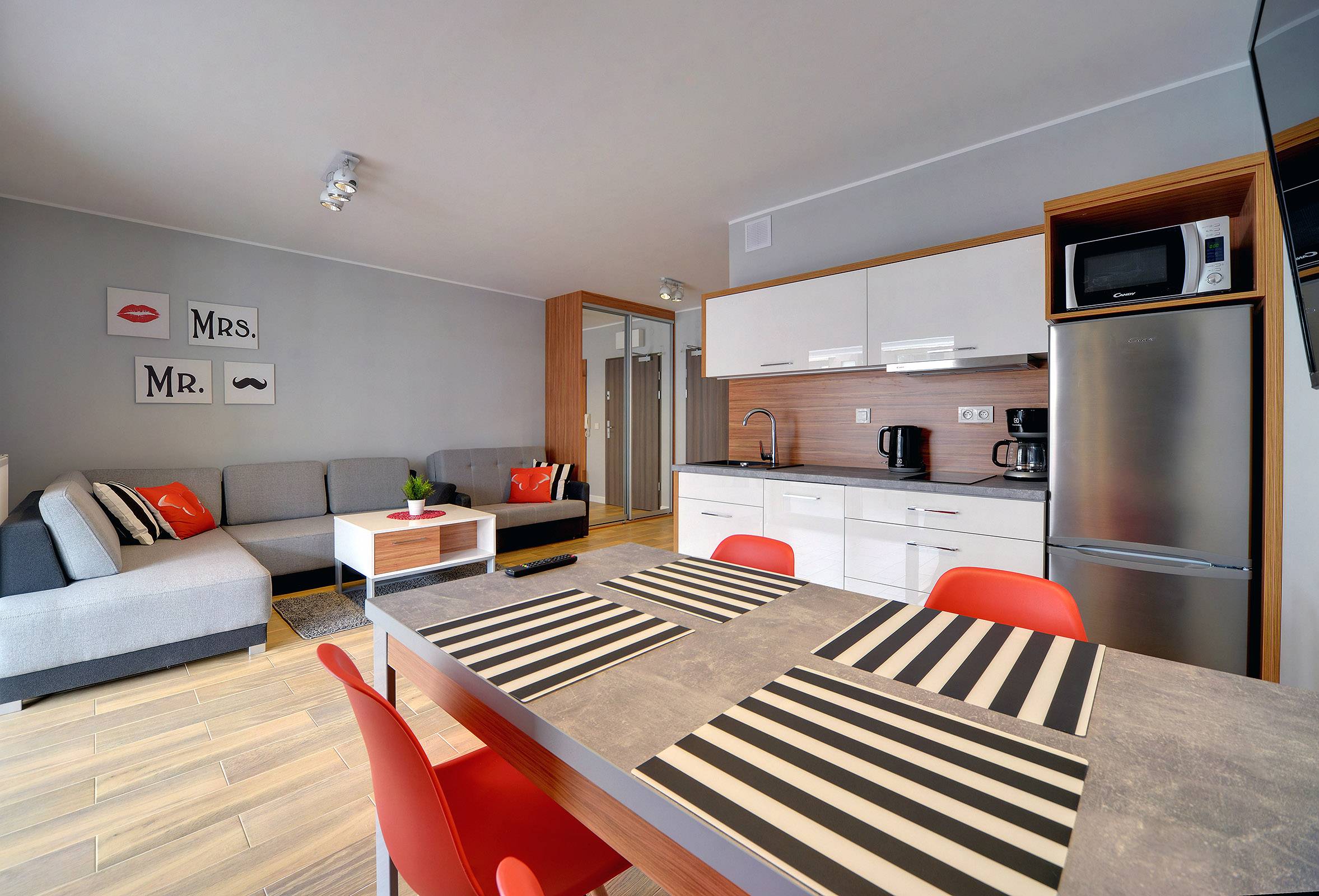redLOVE Apartment
