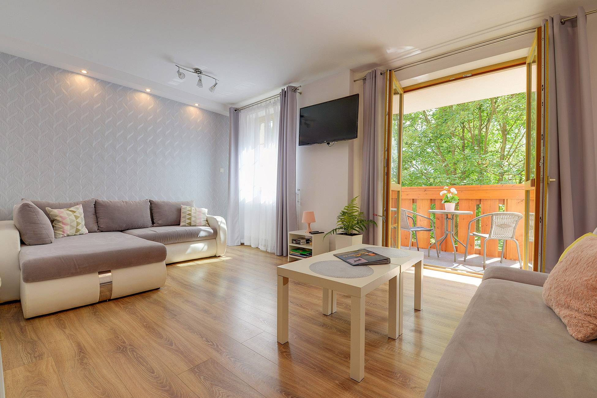 Contemporary Apartment - Szklarska Poręba 7